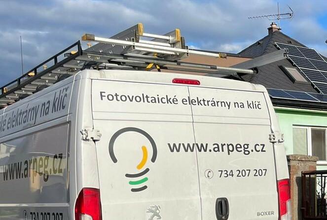 Reference: Fotovoltaická elektrárna s Wallboxem a vyřízením dotací - Tismice