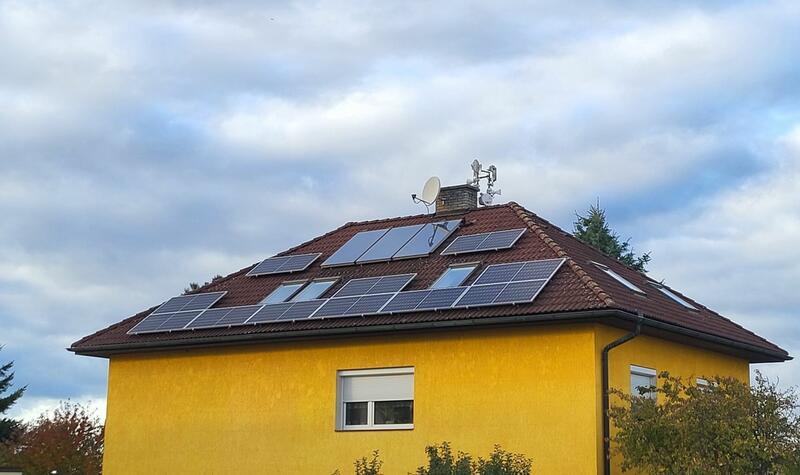 Reference: Fotovoltaická elektrárna s bateriovým úložištěm a vyřízením dotace - Ohrobec