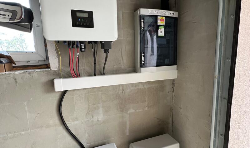 Reference: Fotovoltaická elektrárna s bateriovým úložištěm - Niměřice-Horní Cetno
