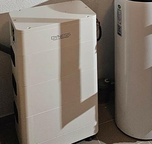 Reference: Fotovoltaická elektrárna s možností uložení do baterií - Louňovice