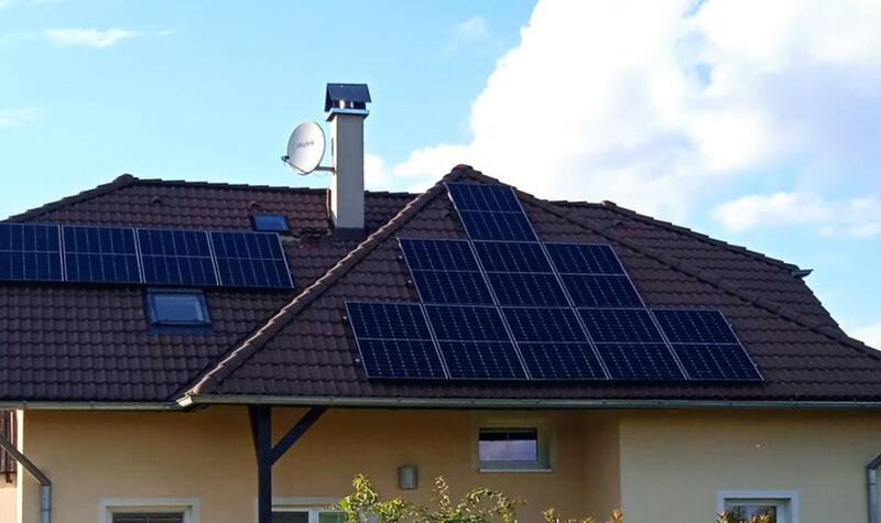 Reference: FVE s možností ukládání vyrobené energie do baterií - Kostelec nad Labem 