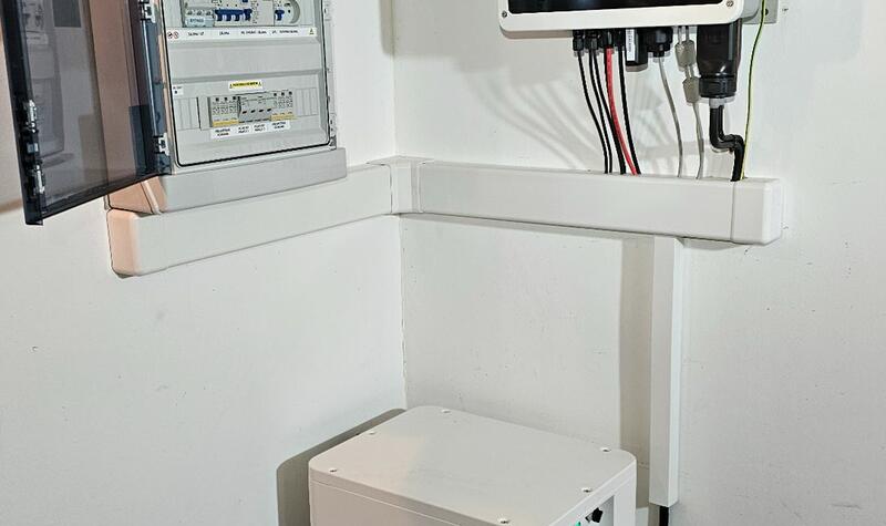 Reference: Solární elektrárna s bateriovým úložištěm instalovaná ve Všestudech