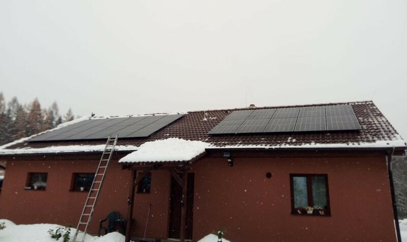 Reference: Fotovoltaika s výkonem 9,9 kWp a baterií Pylontech - Bohdaneč-Kotoučov 
