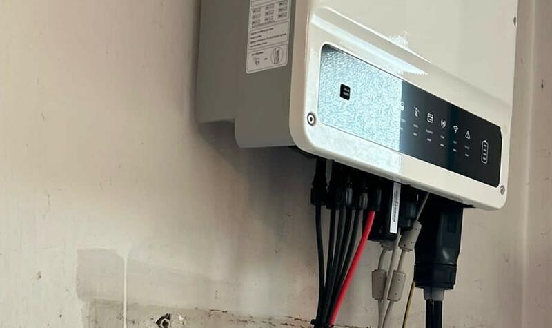 Reference: FVE s výkonem 9,9 kWp a vyřízením dotace, instalovaná ve Žluticích