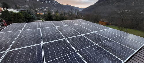 Reference Fotovoltaika s výkonem 9,9 kWp a baterii o kapacitě 10,65 kWh - Ústí nad Labem-Brná 