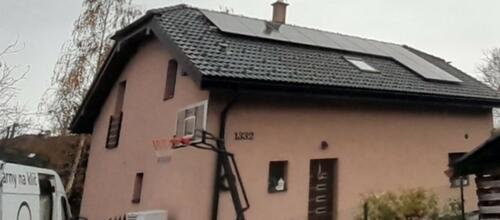 Reference Solární elektrárna s instalací bateriového úložiště - Ostrava-Stará Bělá 