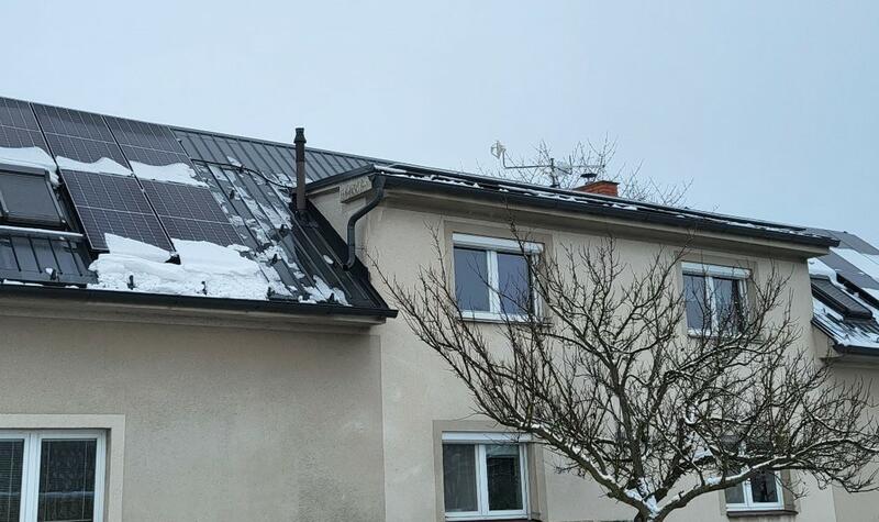 Reference: Fotovoltaika o výkonu 9,9 kWp a uložením vyrobené energie do baterií - Holín