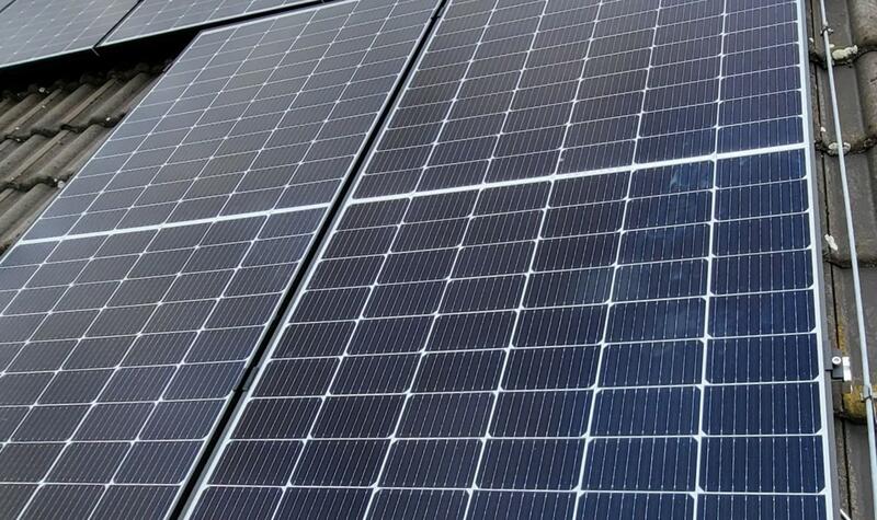 Reference: Fotovoltaická elektrárna s nabíjecí stanicí pro elektromobily - Mladá Boleslav-Jemníky