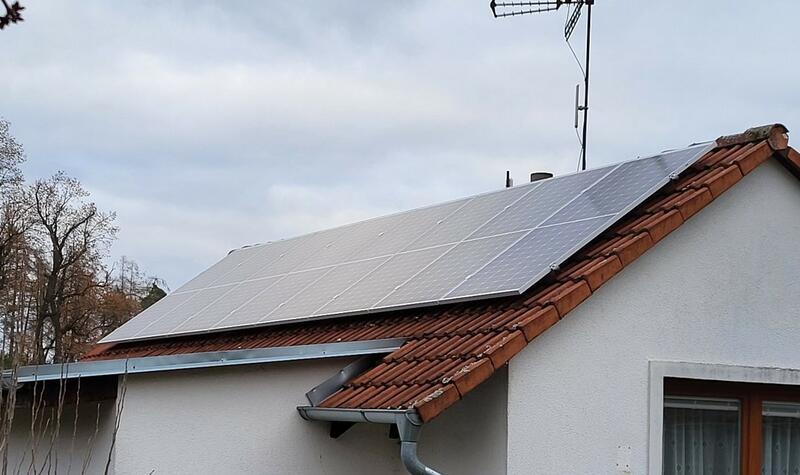 Reference: Fotovoltaická elektrárna s využitím bateriového systému - Vlašim-Domašín