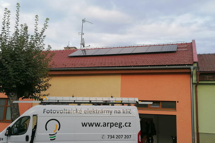 Reference: Instalace solární elektrárny s využitím bateriového úložiště - Prostějov 