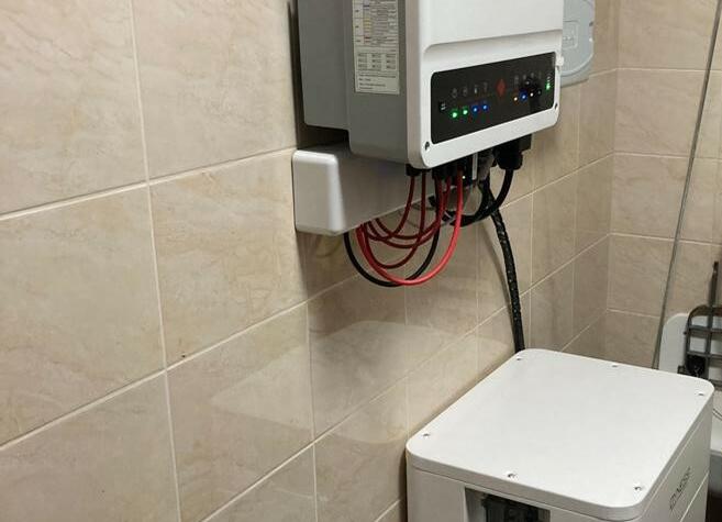 Reference: Realizace fotovoltaické elektrárny s baterií - Střemy-Jenichov