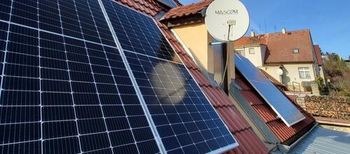 Reference Fotovoltaická elektrárna s výkonem 5,4 kWp instalovaná v Rakovníku