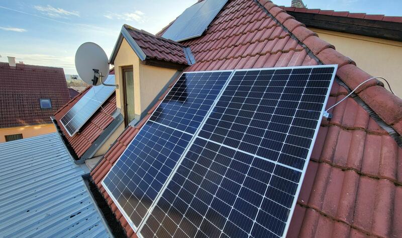 Reference: Fotovoltaická elektrárna s výkonem 5,4 kWp instalovaná v Rakovníku