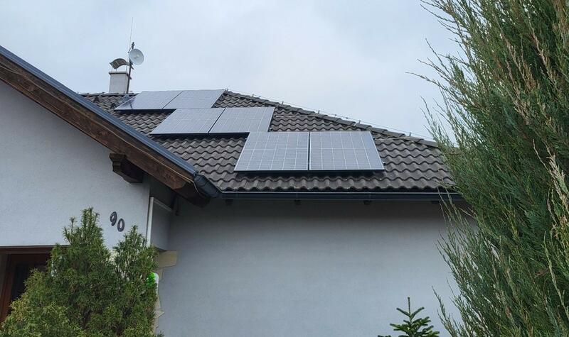 Reference: Fotovoltaická elektrárna s nabíjecí stanici pro elektromobil - Niměřice-Horní Cetno