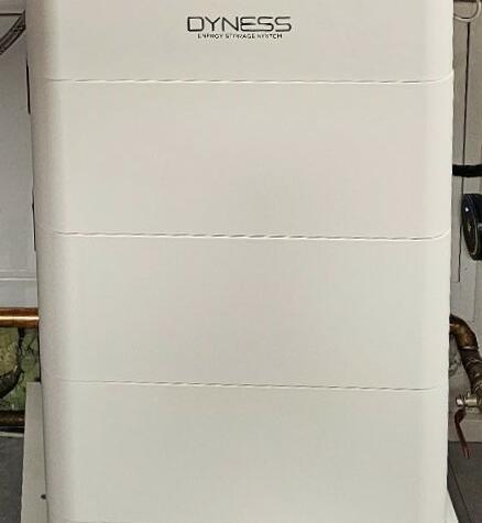 Reference: Fotovoltaická elektrárna s nabíjecí stanici pro elektromobil - Niměřice-Horní Cetno