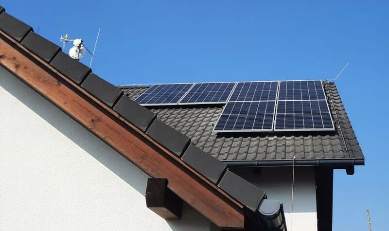 Reference: Fotovoltaická elektrárna na míru instalovaná v Běleči nad Orlicí