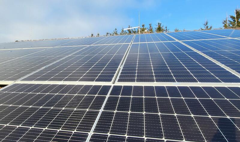 Reference: Fotovoltaika s výkonem 9 kWp a ukládáním vyrobené energie do baterií - Luka nad Jihlavou