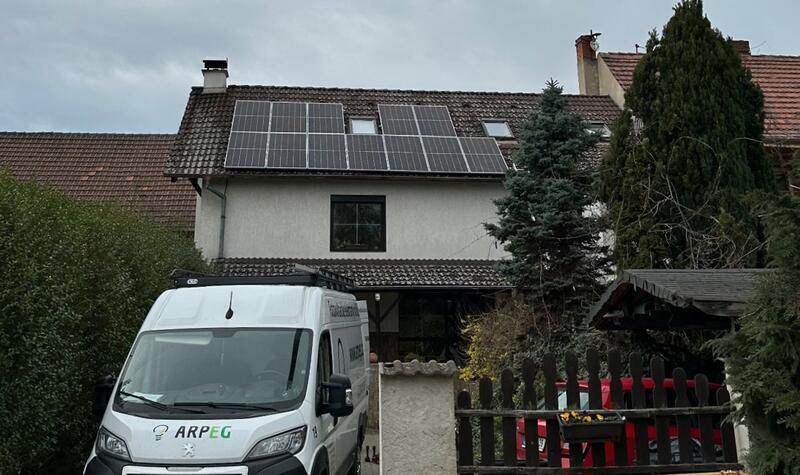 Reference: Instalace fotovoltaické elektrárny a bateriového úložiště - Křešice-Třeboutice 