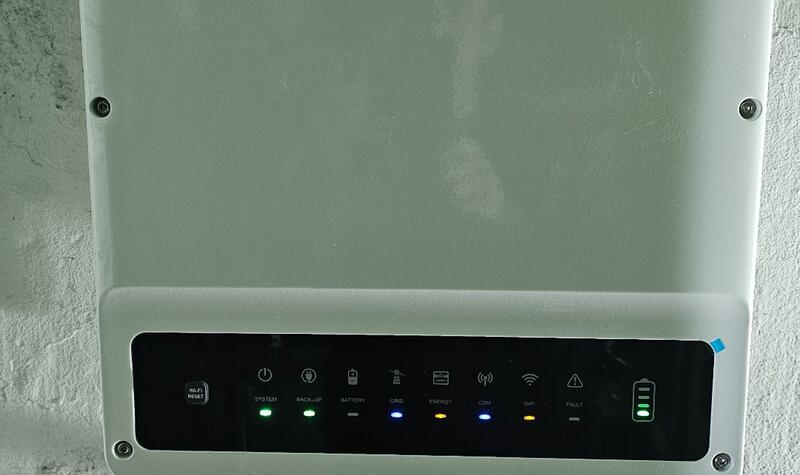 Reference: Solární elektrárna na míru s bateriovým úložištěm - Podbořany-Buškovice