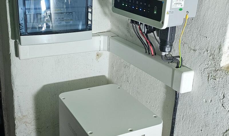 Reference: Solární elektrárna na míru s bateriovým úložištěm - Podbořany-Buškovice