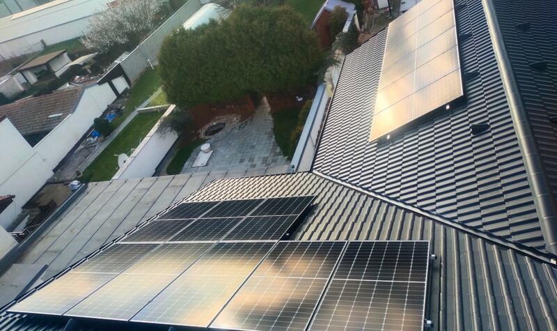 Reference: Fotovoltaická elektrárna s akumulací do baterie - Popůvky