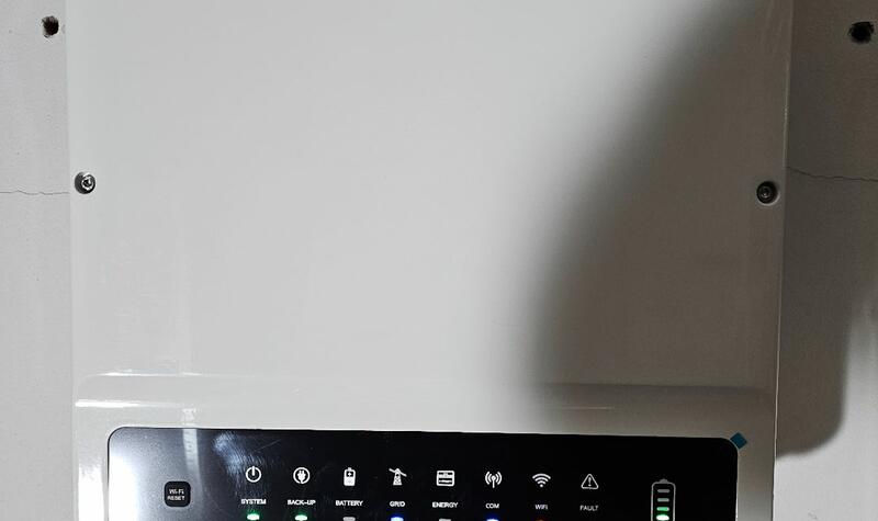 Reference: Fotovoltaická elektrárna s dobíjecí stanici pro elektromobil - Kamenice-Ládví