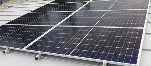 Reference Instalace fotovoltaické elektrárny na plechovou střechu - Mělník