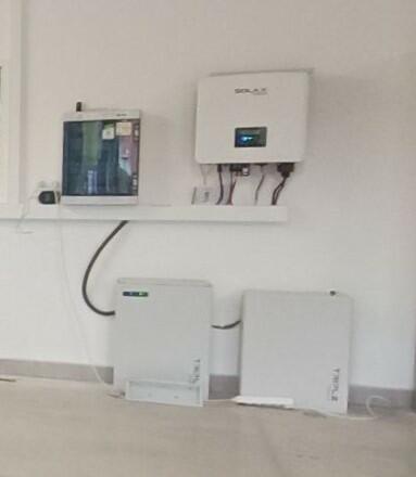 Reference: Solární elektrárna s nabíjecí stanicí pro elektromobily - Olomučany