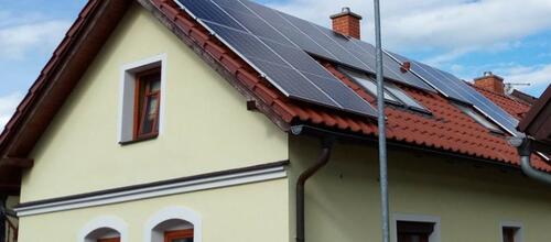 Reference Fotovoltaická elektrárna s výkonem 9,45 kWp instalovaná ve Strakonicích 