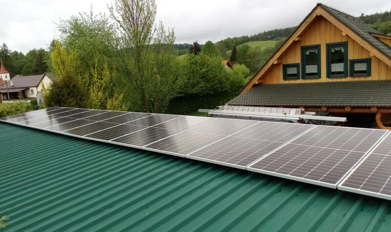 Reference: Fotovoltaická elektrárna montovaná na pultovou střechu - Volfířov-Řečice 