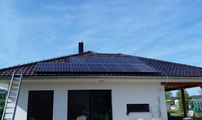 Reference: FVE s bateriovým úložištěm o kapacitě 14,2 kWh - Rovná, jihočeský kraj