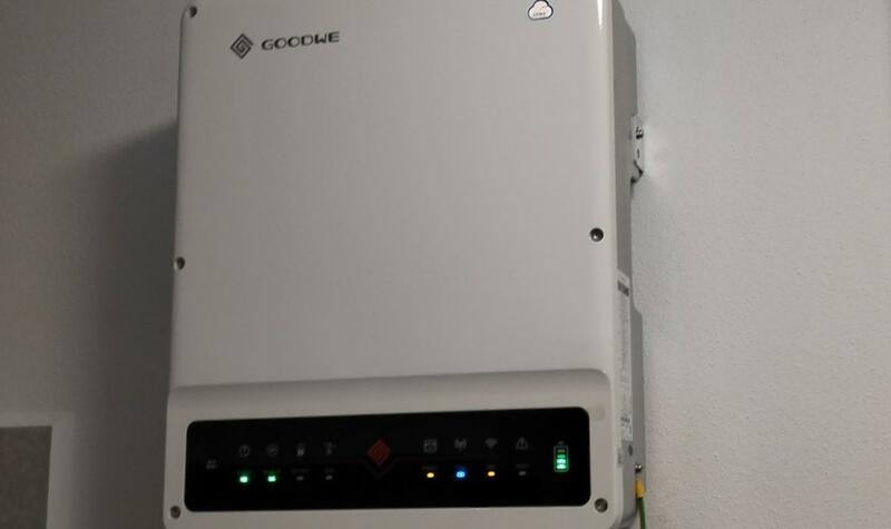 Reference: FVE s bateriovým úložištěm o kapacitě 14,2 kWh - Rovná, jihočeský kraj