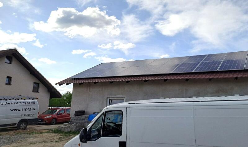 Reference: Solární elektrárna o výkonu 9 kWp instalovaná v Písečné 