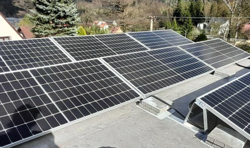 Reference: FVE na míru s nabíjecí stanici pro elektromobil - Ostravice 