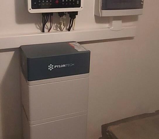 Reference: FVE na míru s nabíjecí stanici pro elektromobil - Ostravice 