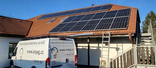 Reference Fotovoltaická elektrárna na míru - Říčany-Radošovice