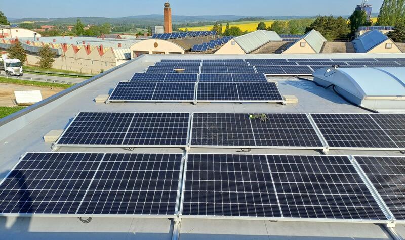 Reference: Fotovoltaická elektrárna na obchodních a skladovacích prostorách - Telč
