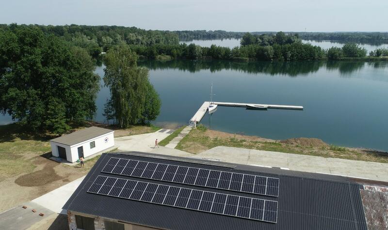 Reference: Fotovoltaika s využitím bateriového úložiště – Stéblová 