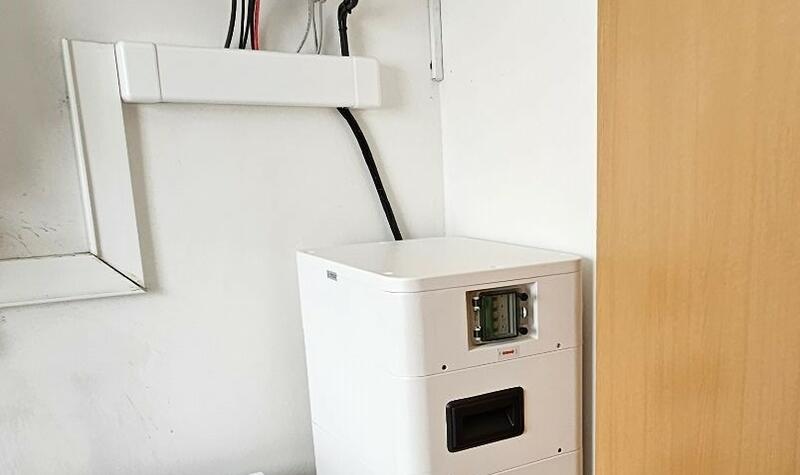 Reference: Solární elektrárna na míru s bateriovým úložištěm o kapacitě 17,75 kWh - Ohrobec