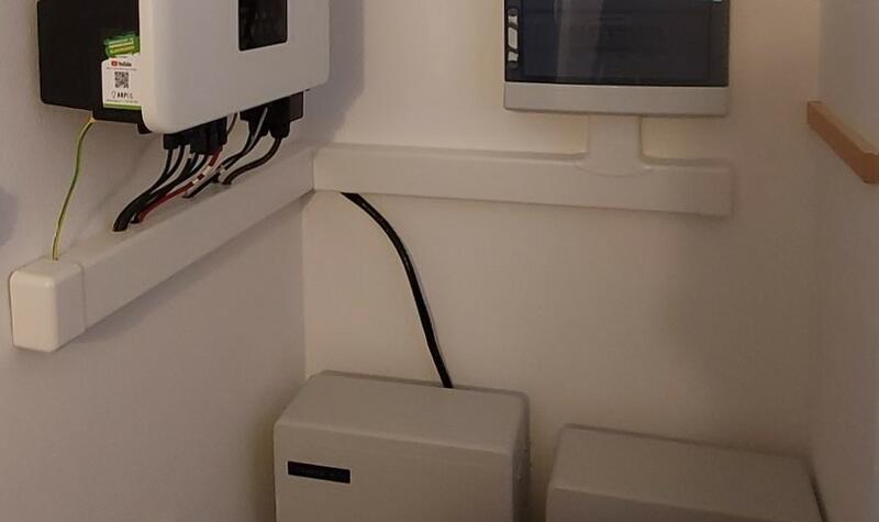 Reference: Realizace fotovoltaické elektrárny s baterií o kapacitě 11,6 kWh - Vnorovy