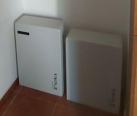 Reference: Realizace fotovoltaické elektrárny s baterií o kapacitě 11,6 kWh - Vnorovy