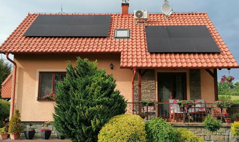 Reference: Solární elektrárna na míru s bateriovým úložištěm - Bílovice-Lutotín