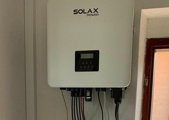 Reference: Solární elektrárna na míru s bateriovým úložištěm - Bílovice-Lutotín