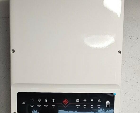 Reference: Instalace fotovoltaické elektrárny s dobíjecí stanici pro elektromobil - Drhovy