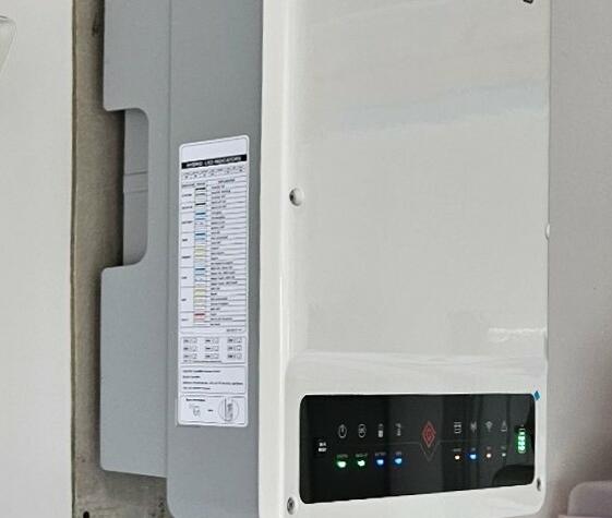 Reference: Solární elektrárna na míru s vyřízením dotace Nová zelená úsporám - Lužice
