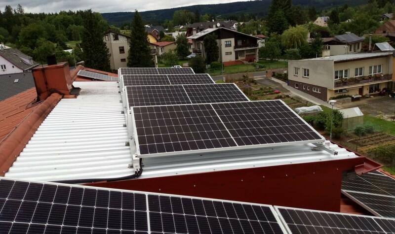 Reference: Solární elektrárna s ukládáním vyrobené energie do baterií - Velká Hleďsebe-Klimentov 