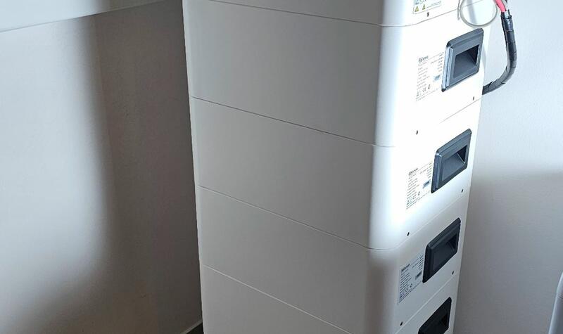 Reference: FVE s výkonem 9,9 kWp a baterii o kapacitě 17,75 kWh - Pchery