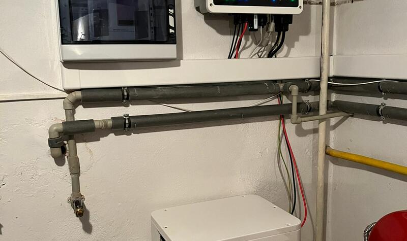 Reference: Solární elektrárna na klíč s bateriovým systémem - Huštěnovice 