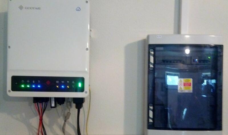 Reference: Solární elektrárna na míru s bateriovým úložištěm - Jílové u Prahy 