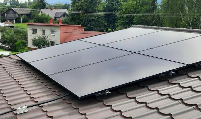 Reference: Solární elektrárna instalovaná na plechovou střechu - Vendryně